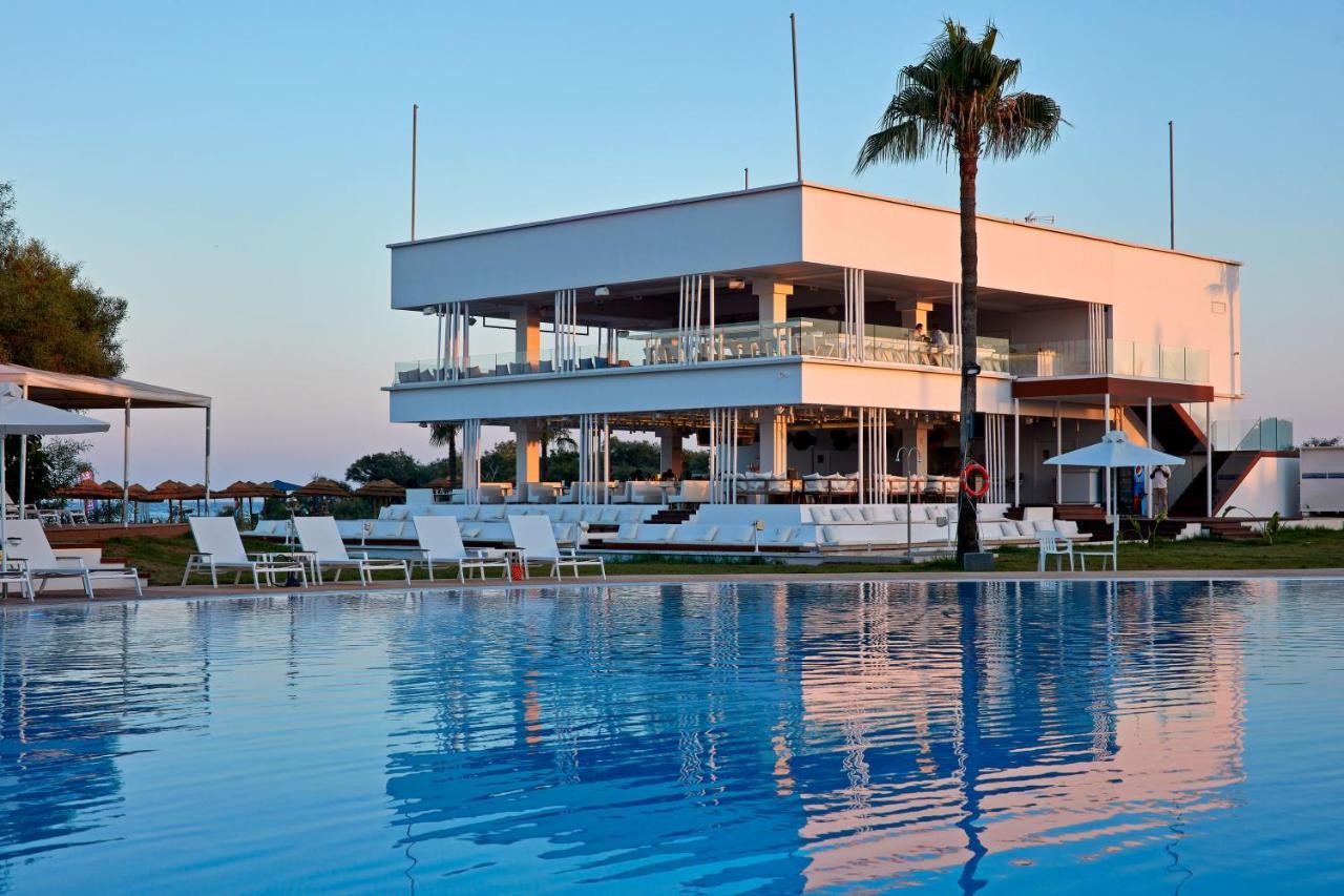 So White Beach Resort Agia Napa Exterior foto