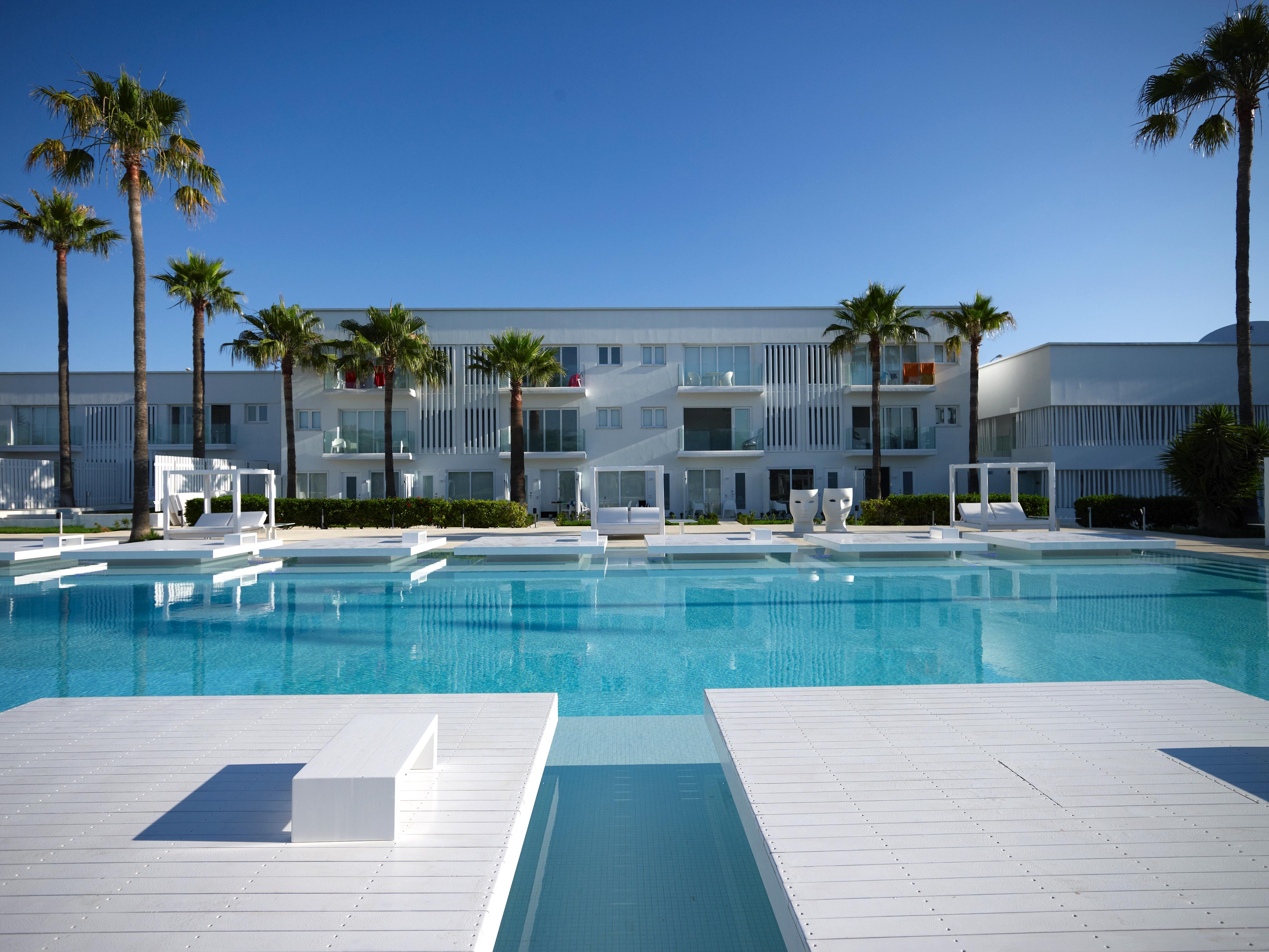 So White Beach Resort Agia Napa Exterior foto